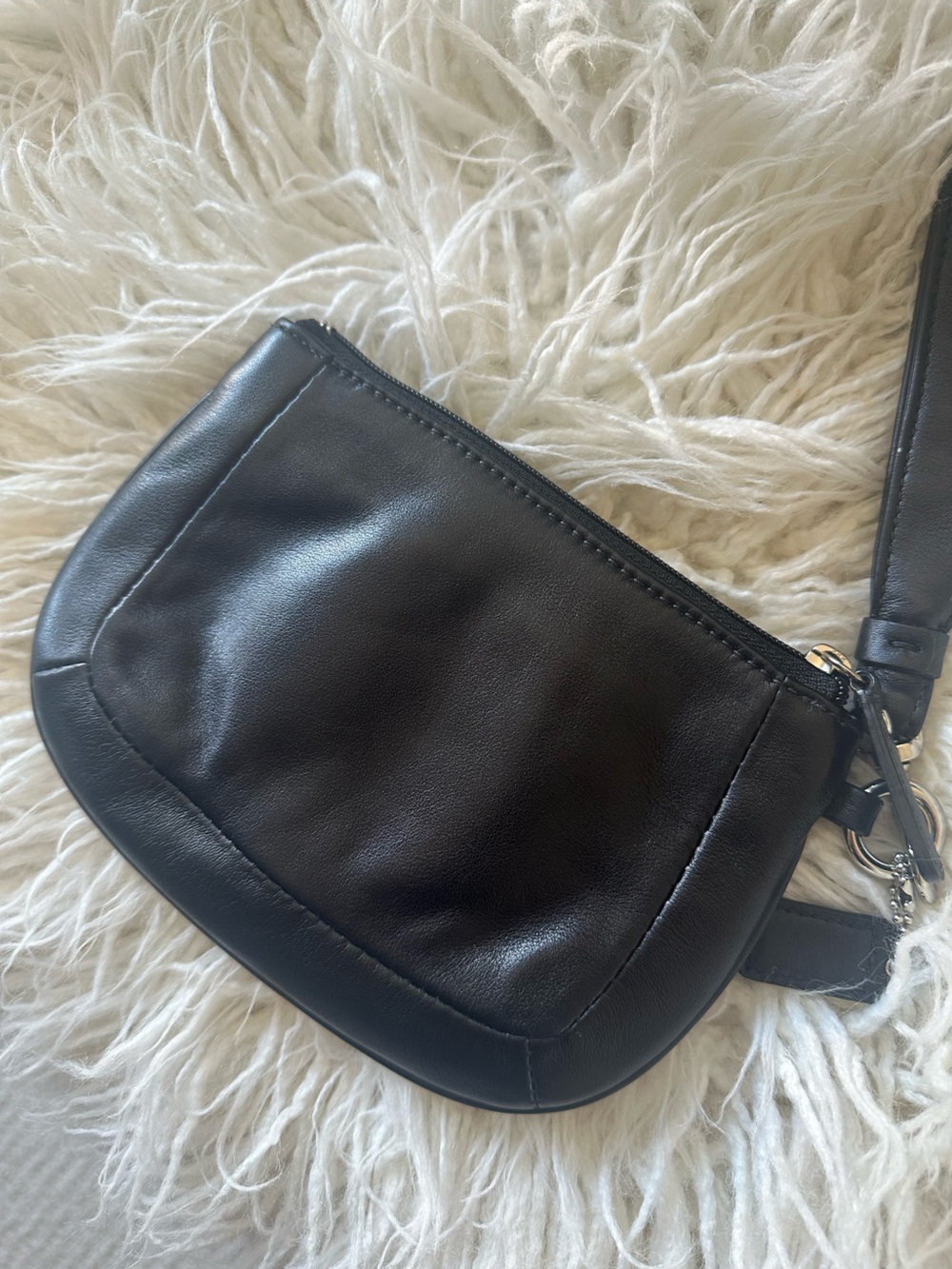 Coach black leather wristlet, NWOT - Picture 4 of 9